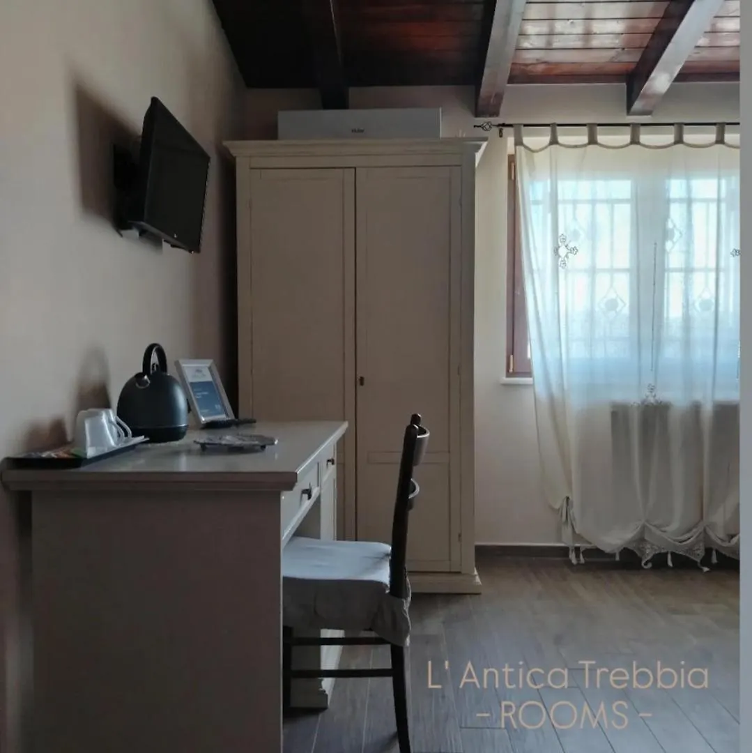 L' Antica Trebbia - Rooms كالتانيسيتا إيطاليا